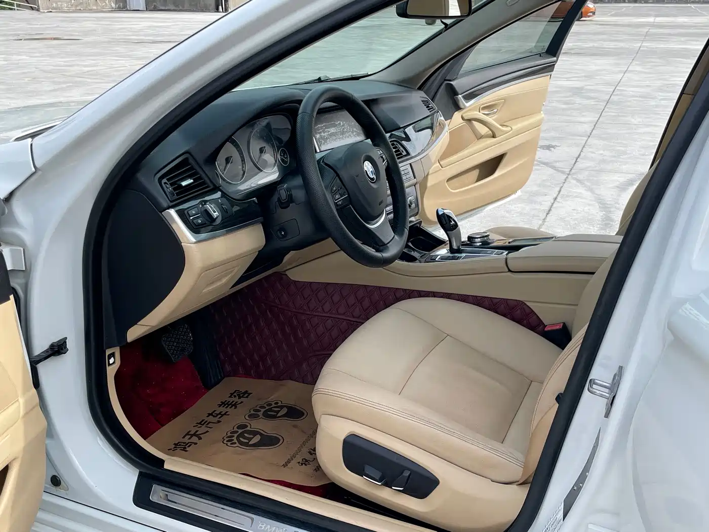 BMW 5 Series 2013 525Li Luxury фото 7