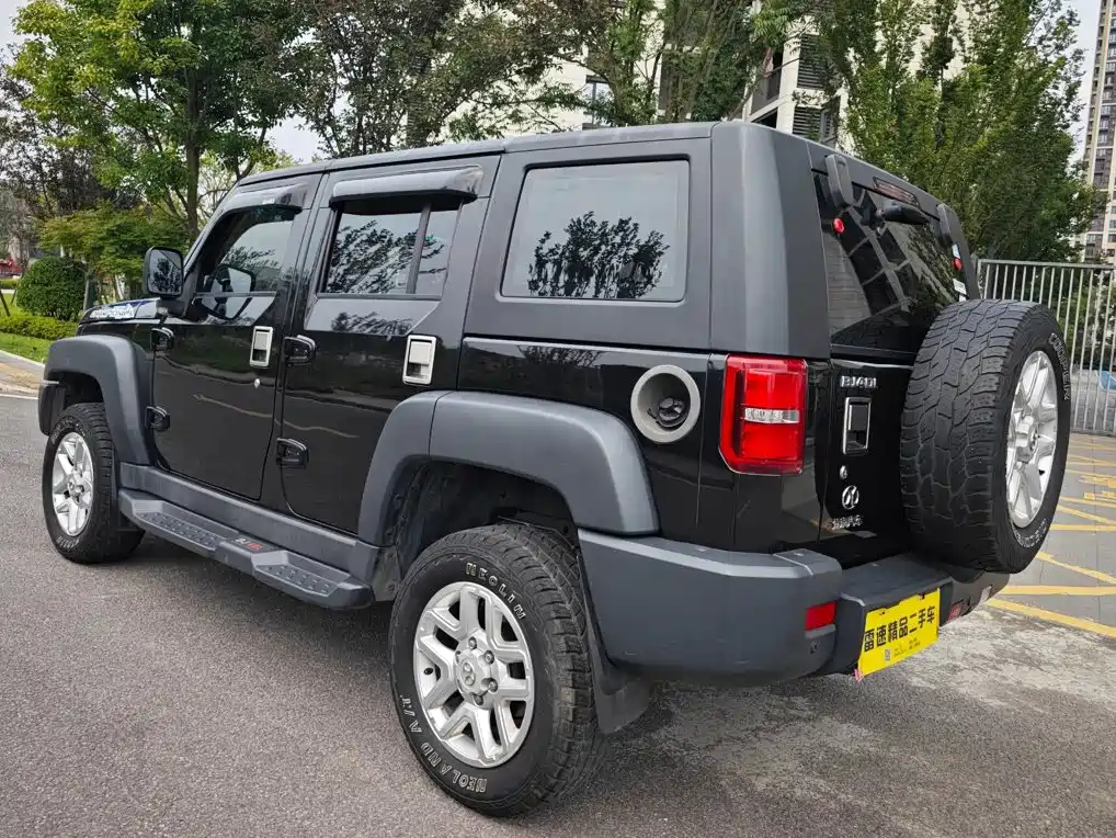 BAIC ORV Beijing Offroad BJ40 2017 2016 Model 40L 2.0T Manual 4WD Premium