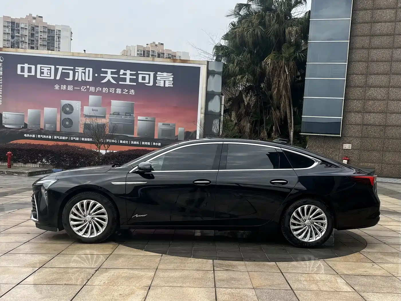 Buick LaCrosse 2025 Model 28T Platinum Edition фото 10