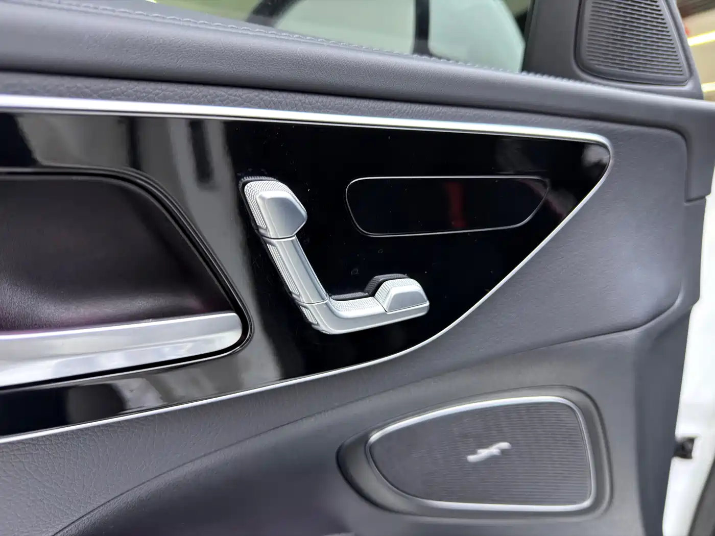 Mercedes-Benz C-Class 2024 Facelift C 260 L Sport фото 17