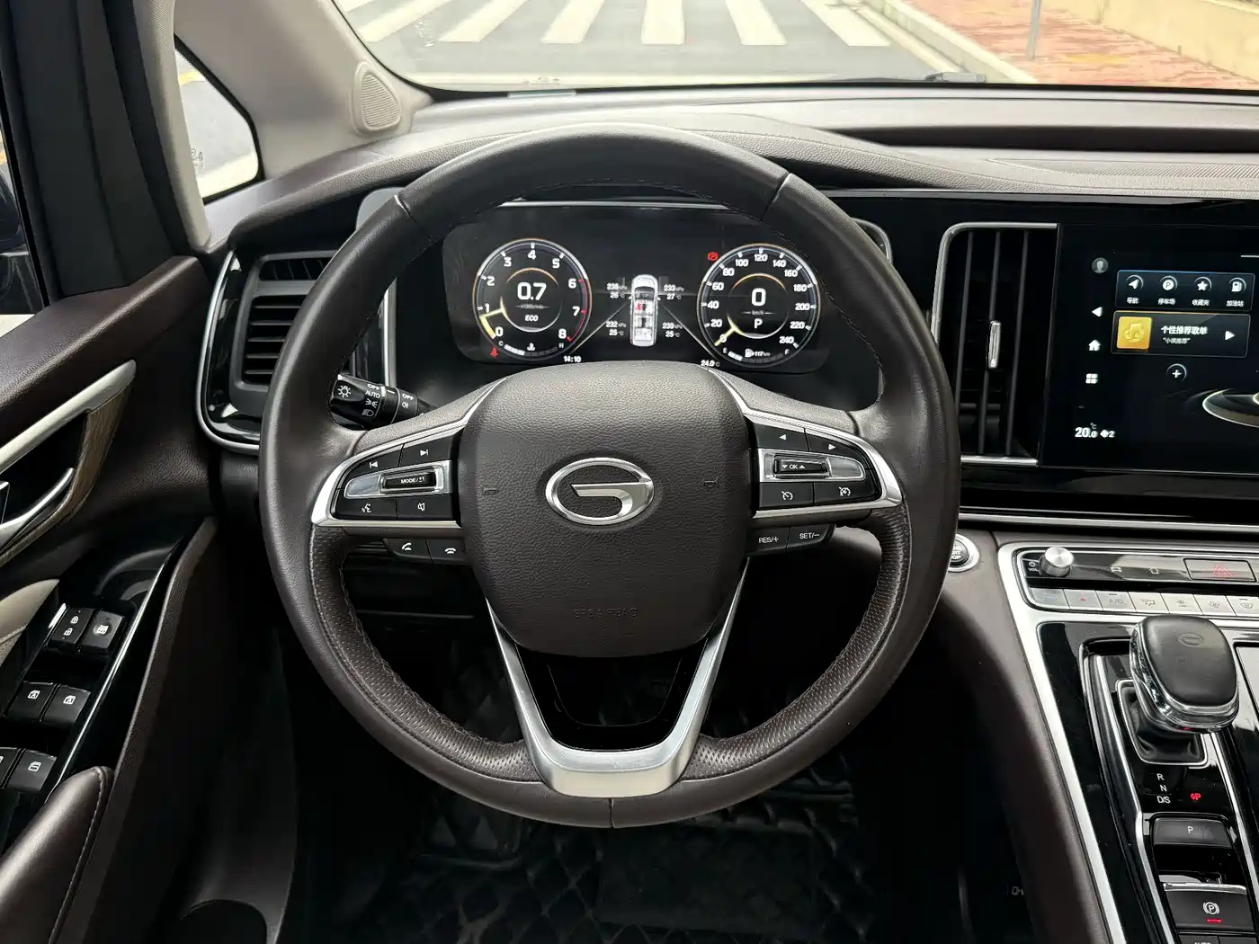 GAC Trumpchi Trumpchi M8 2021 Master Series 390T Ultimate Edition фото 14