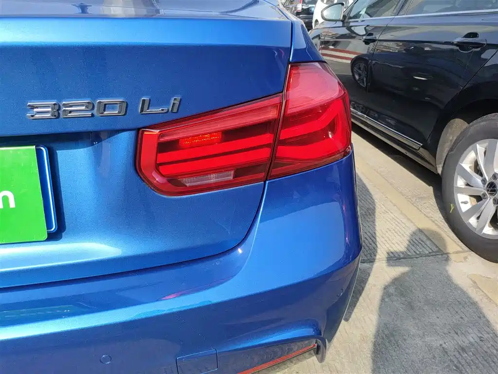 BMW 3 Series 2019 320Li M Sport Package фото 24