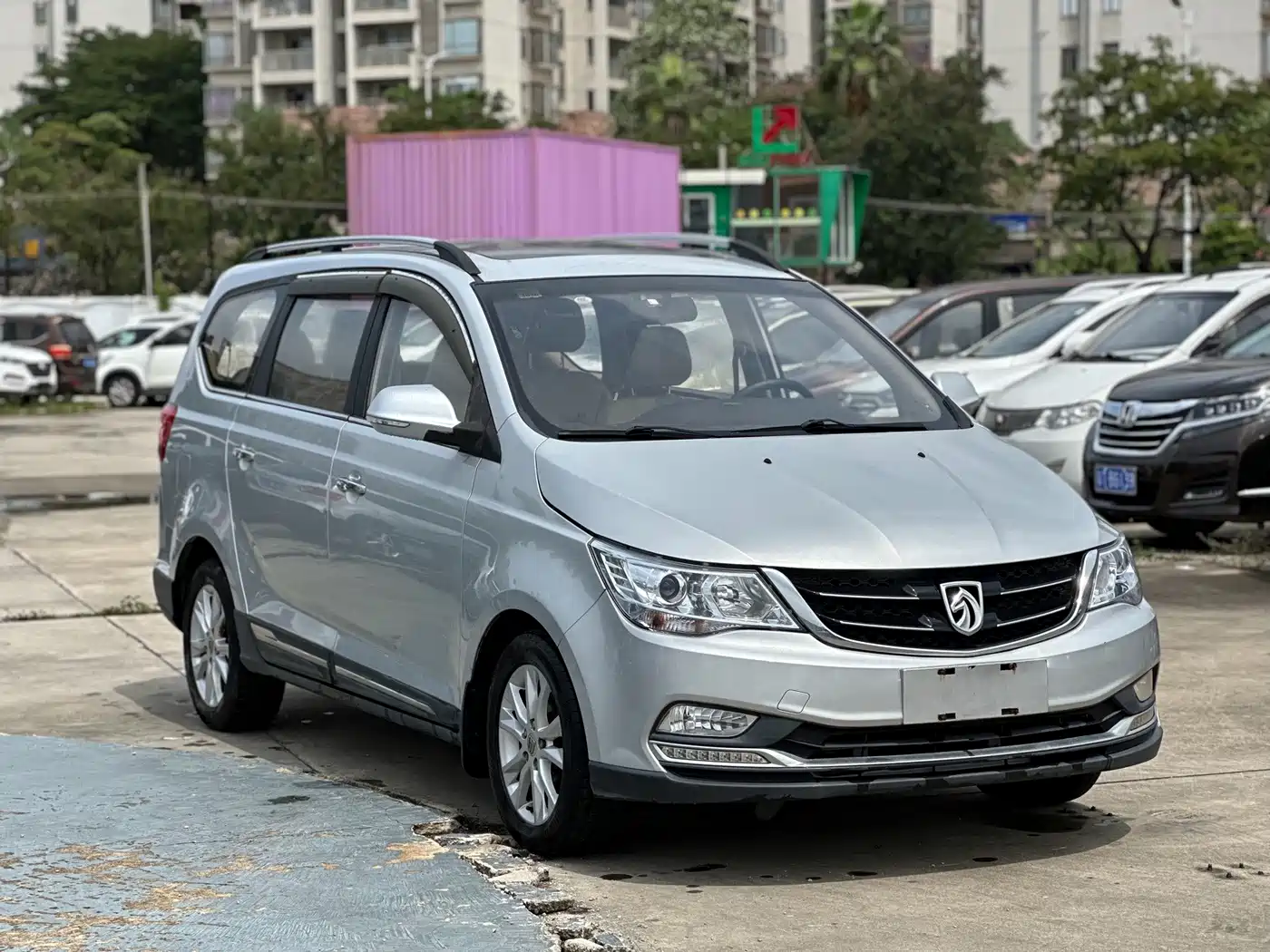 صورة 3 - Baojun 730