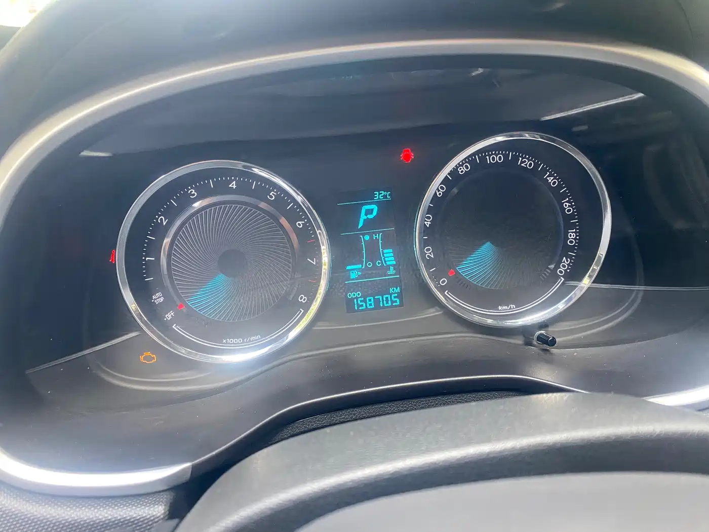 Chevrolet Lova RV 2018 1.5L Automatic Smart фото 11