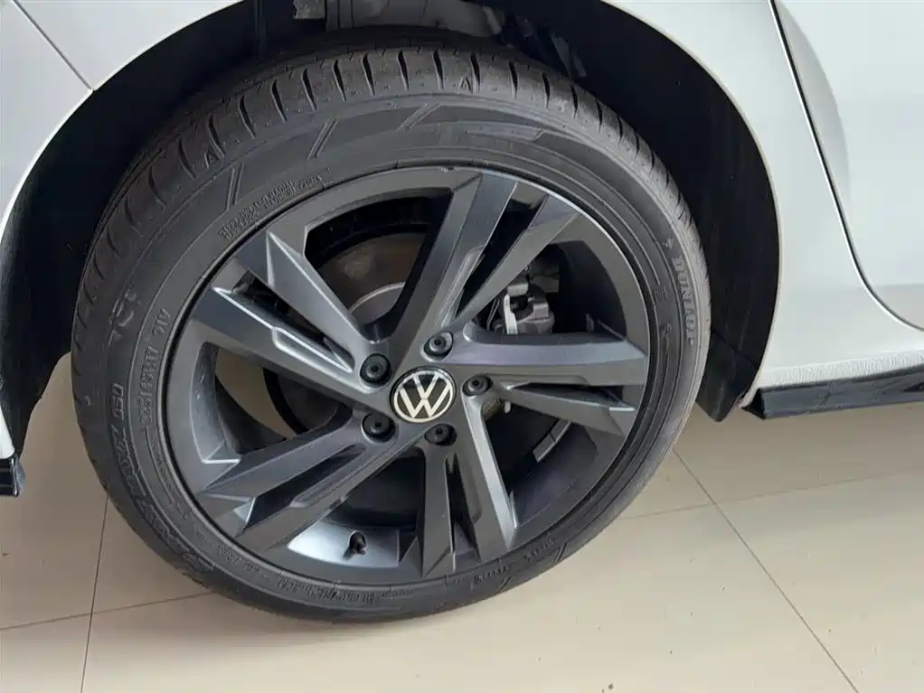 Volkswagen Golf 2023 Facelift 280TSI DSG R-Line Lite фото 24