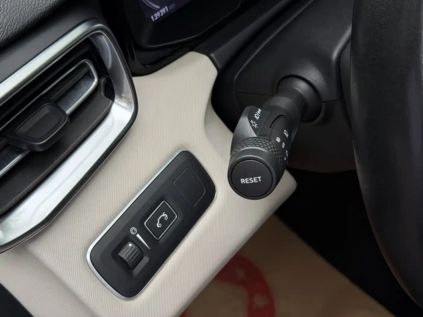 Lynk & Co 01 2019 2.0T 2WD Type Pro Version China VI фото 12