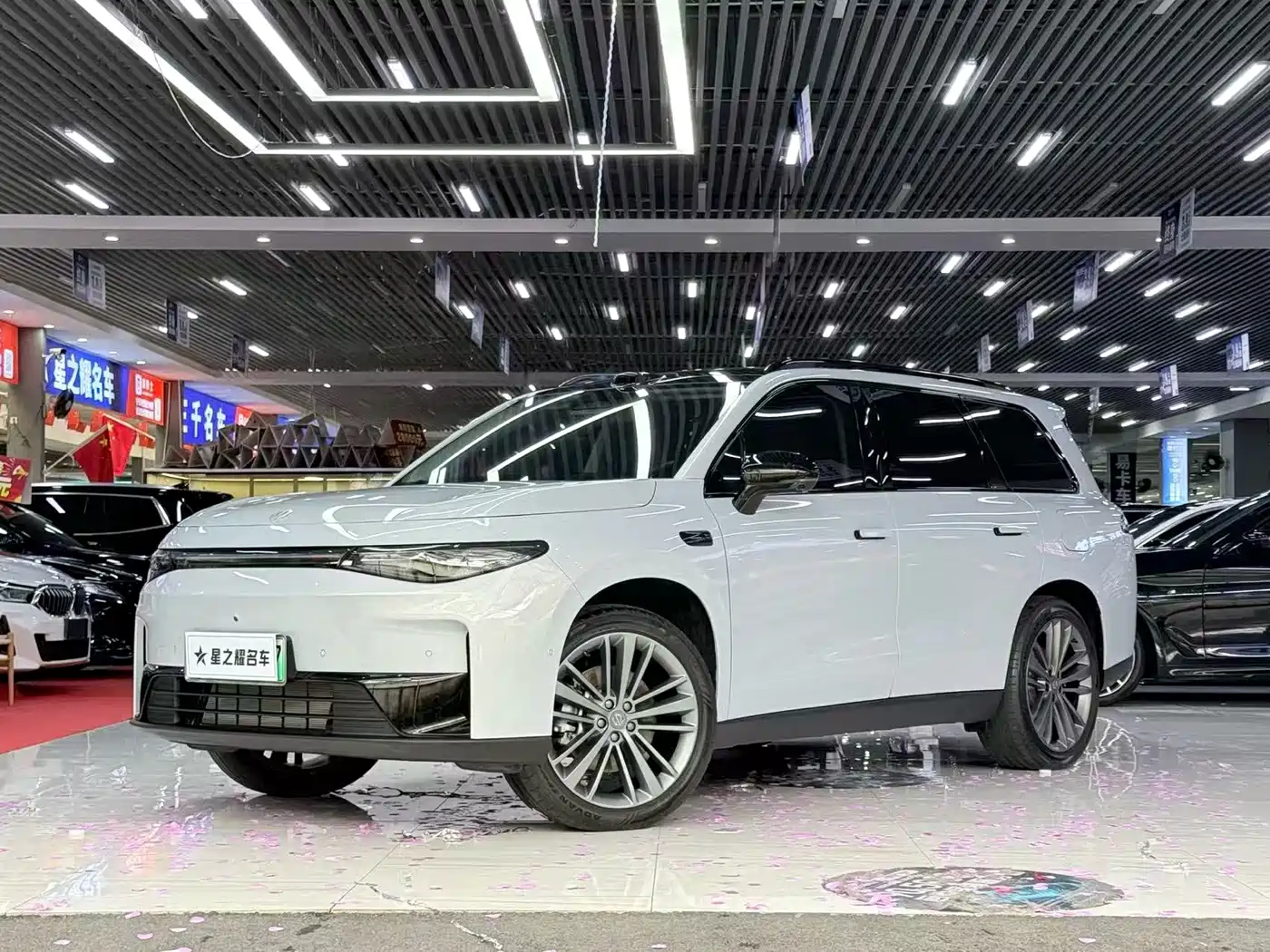Leapmotor C16 2026 Model Year EREV 280 LiDAR Premium Edition 6-Seater