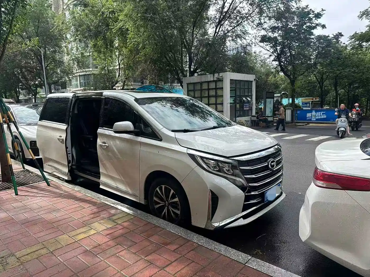 GAC Trumpchi Trumpchi M8 2024 Leadershow Series 390T Luxury Edition