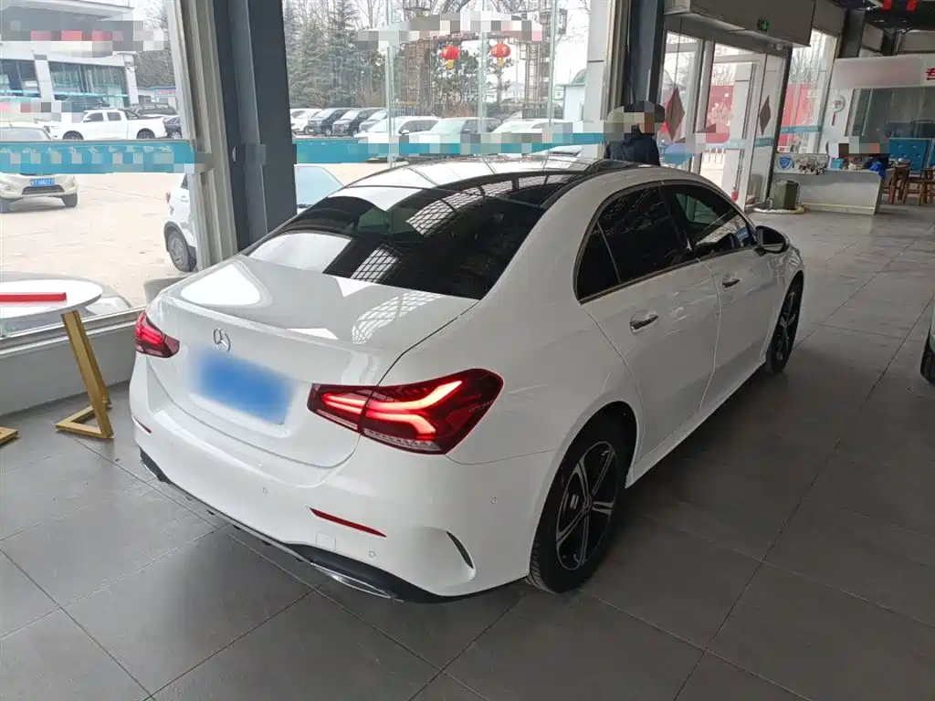 Mercedes-Benz A-Class 2022 Facelift III A 200 L Sport Sedan Fashion фото 5