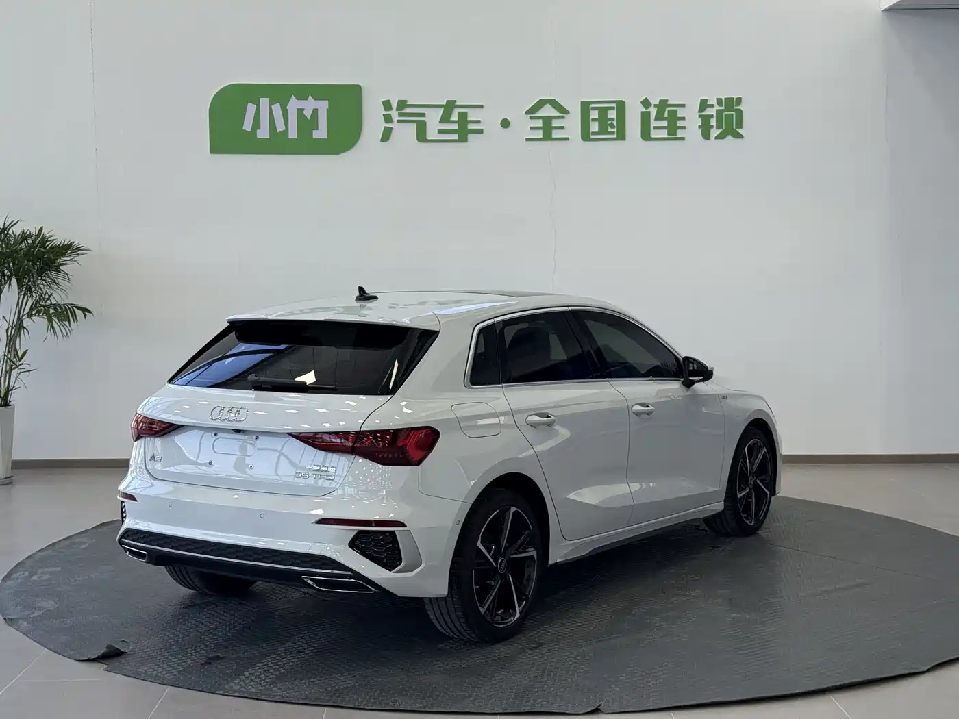 Audi A3 2023 Facelift Sportback 35 TFSI Fashion Sport фото 7