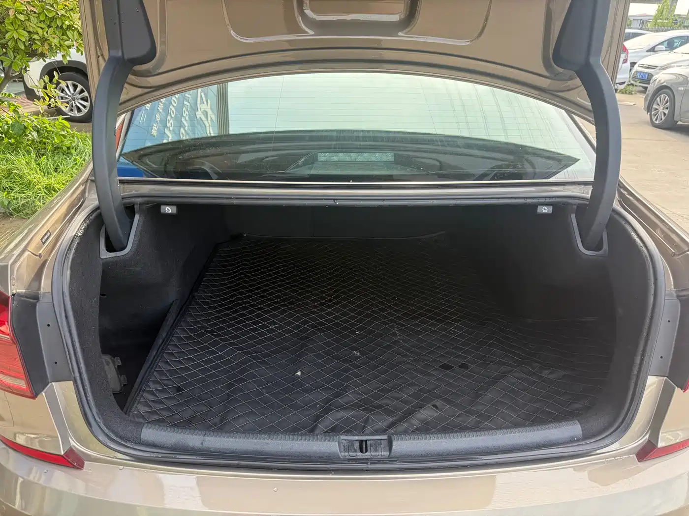 Volkswagen Passat 2017 330TSI DSG Prestige фото 16