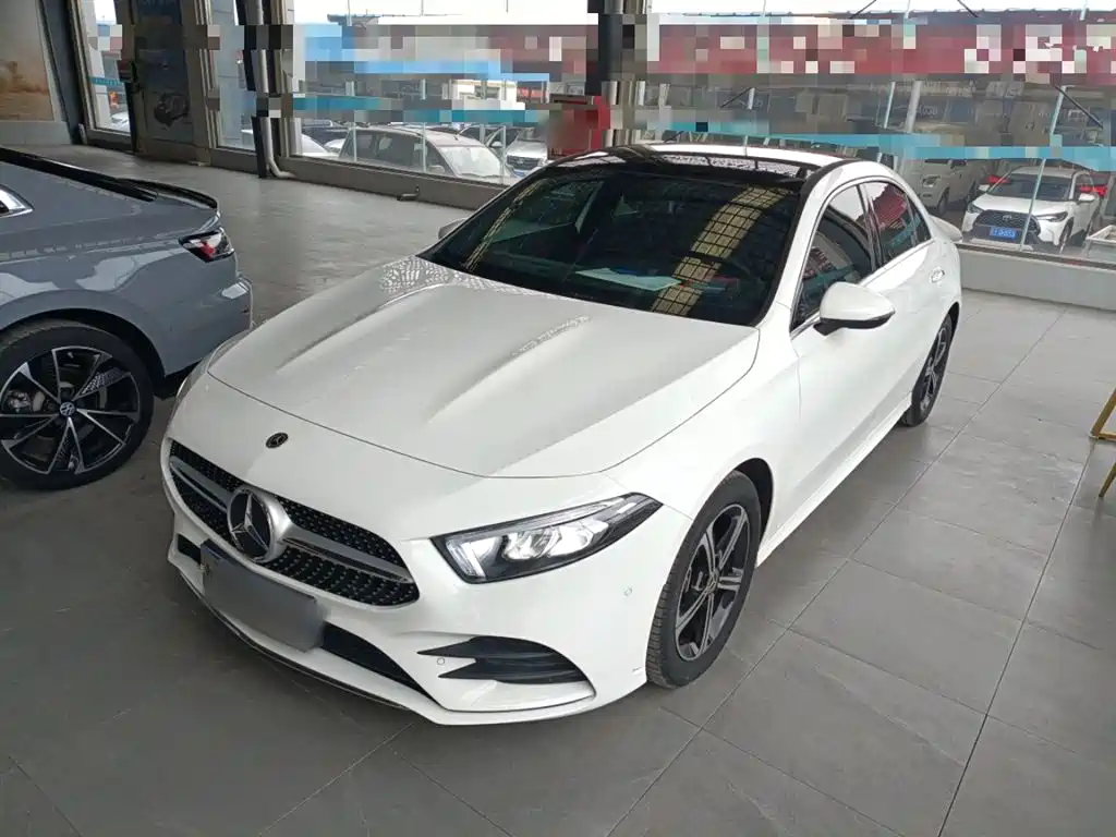 Mercedes-Benz A-Class 2022 Facelift III A 200 L Sport Sedan Fashion фото 2