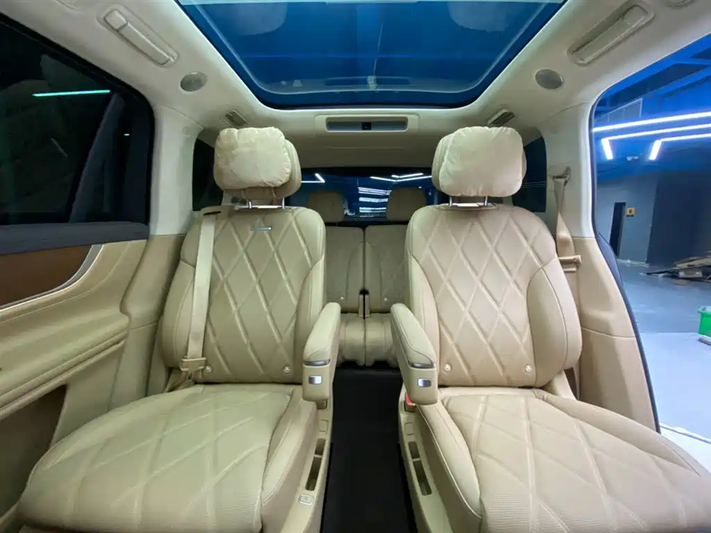 AITO Wenjie AITO M9 2025 Extended Range Ultra 52kWh 6-Seater фото 25