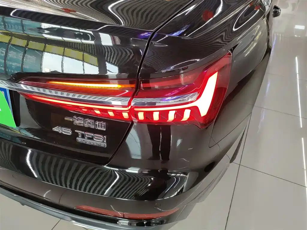 Audi A6L 2021 45 TFSI quattro Premium Sport фото 24