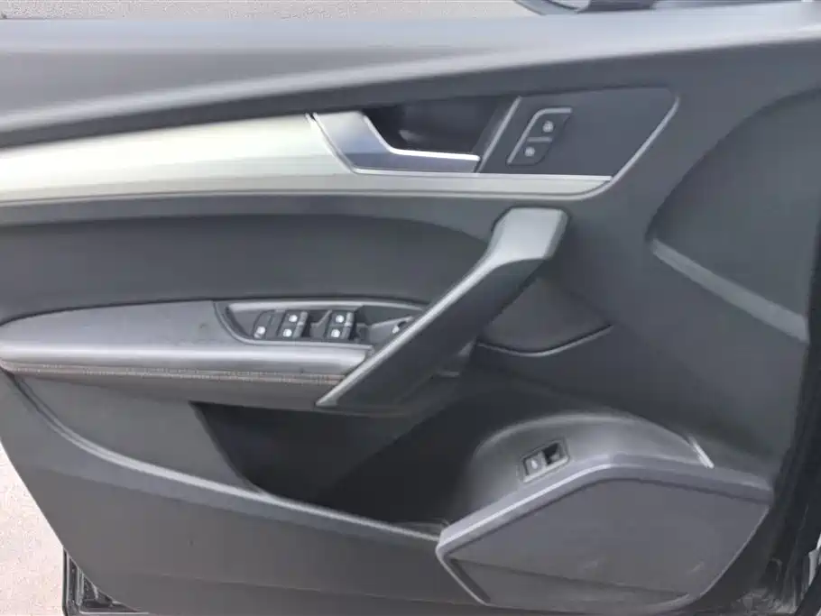 Audi Q5L 2020 40 TFSI Prestige Fashion фото 7