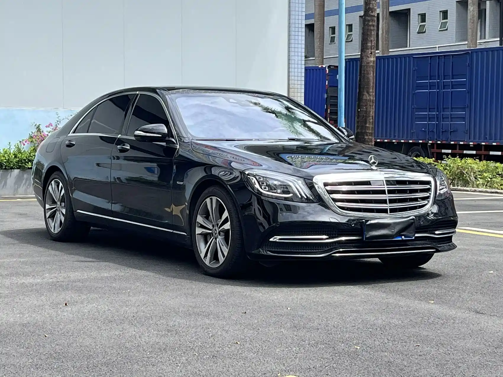 Фото 3 - Mercedes-Benz S-Class