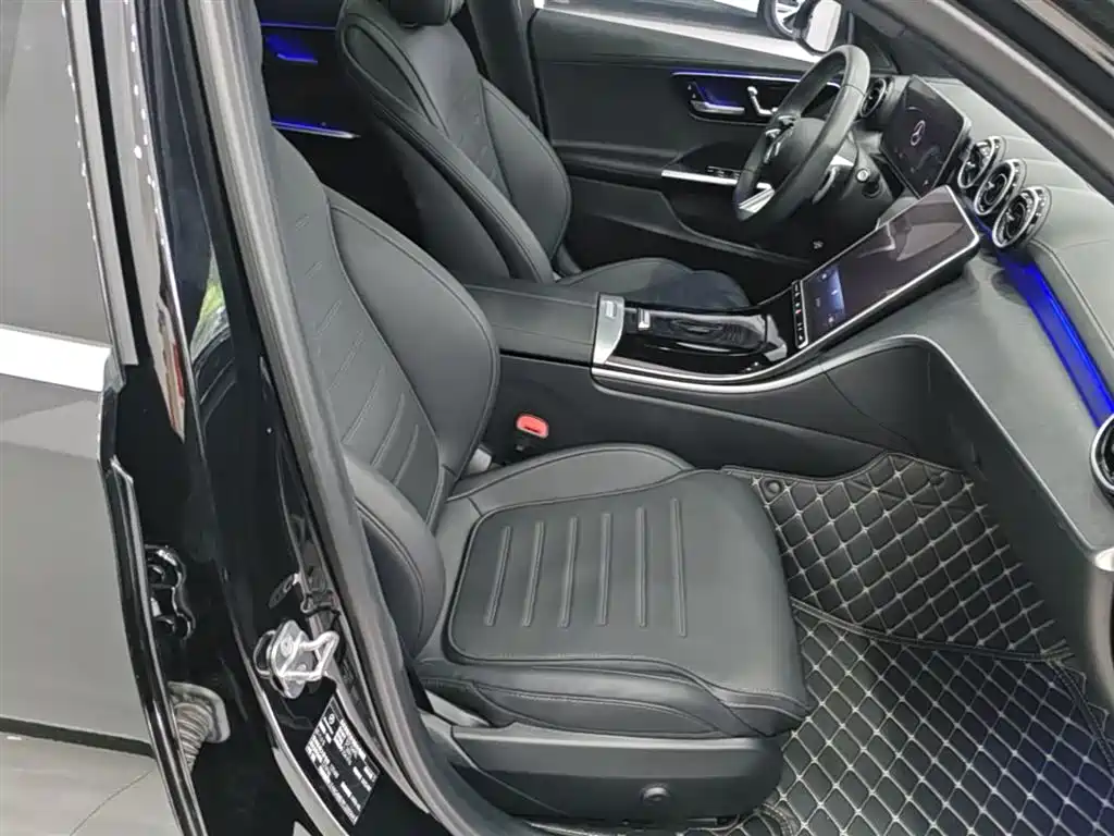 Mercedes-Benz C-Class 2023 Facelift C 200 L Sport Edition фото 25