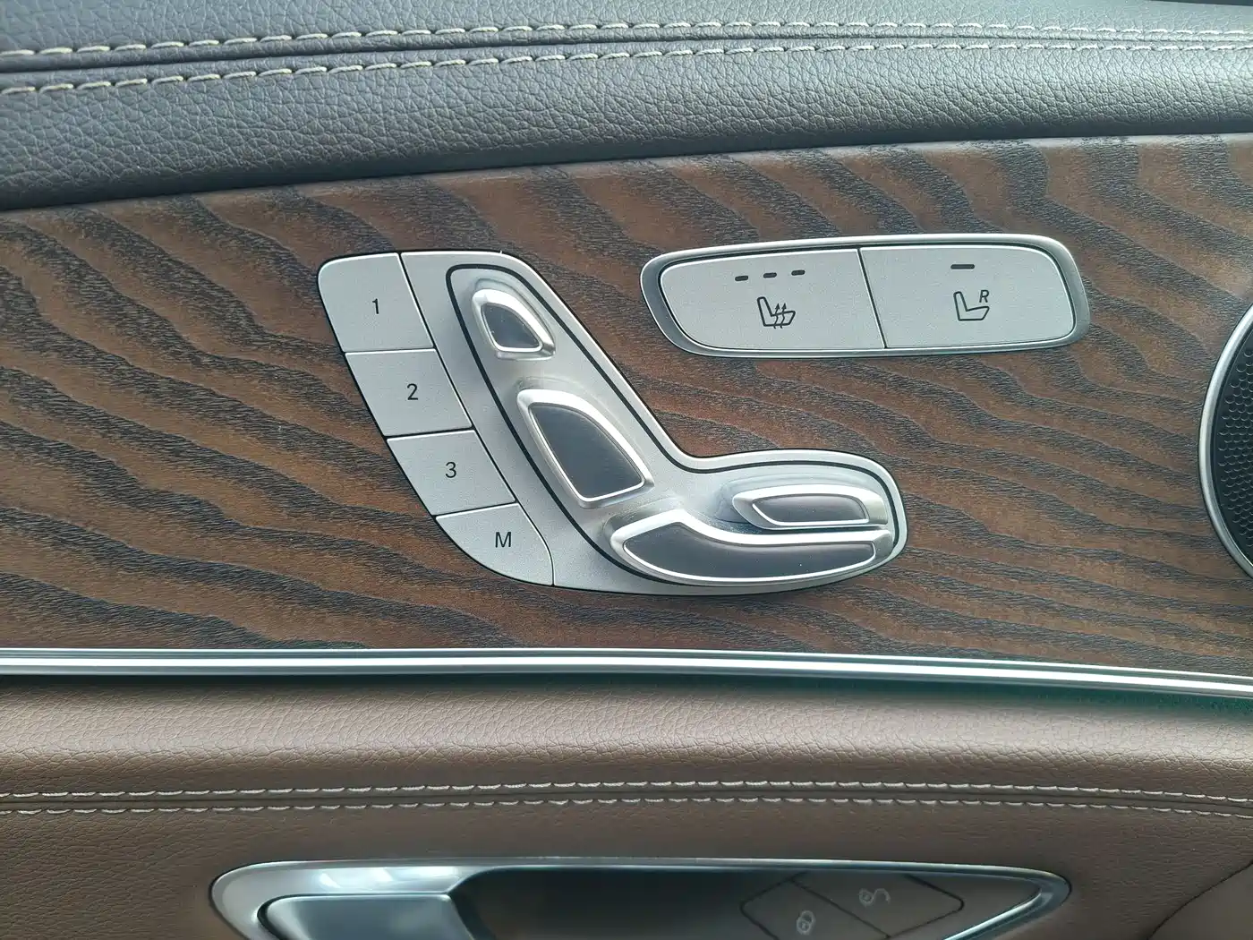 Mercedes-Benz E-Class 2023 Facelift E 300 L Fashion фото 7