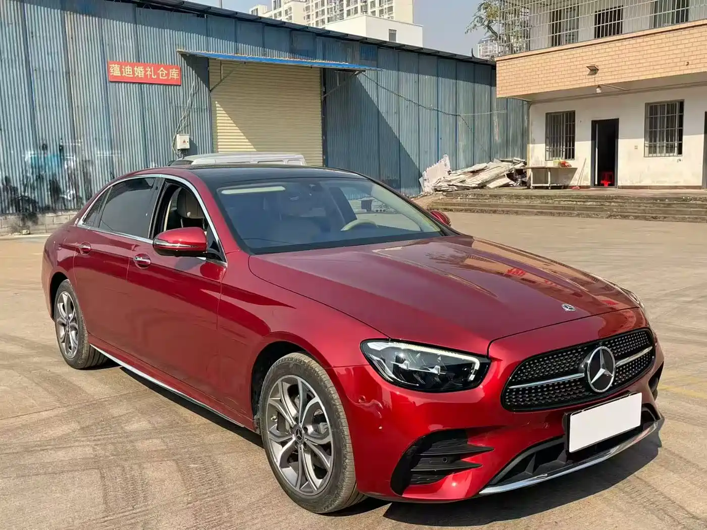 MERCEDES-BENZ E CLASS