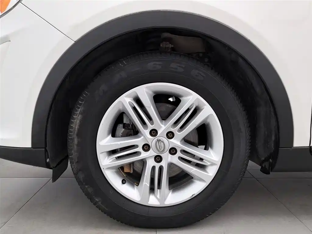 GAC Trumpchi Trumpchi GS5 2014 2.0L Automatic 2WD Premium Edition фото 17