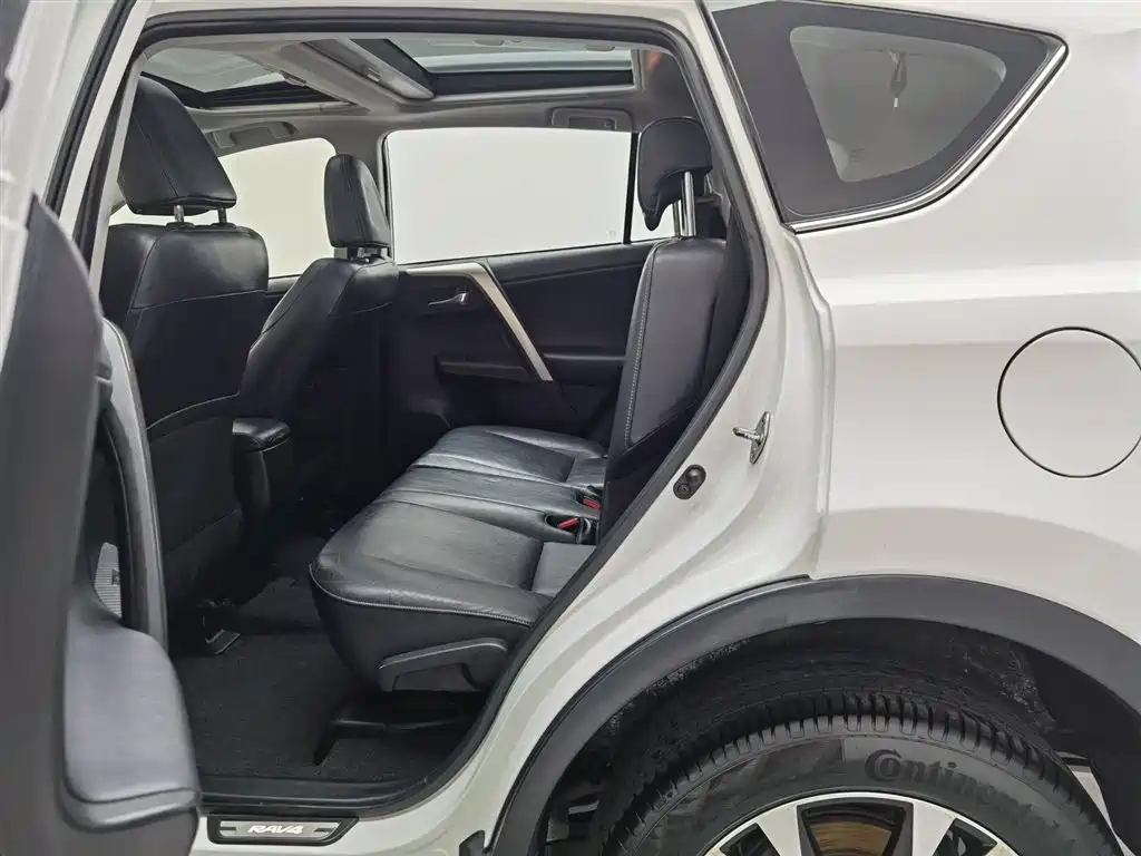 Toyota RAV4 Rongfang 2013 2.5L Auto 4WD Luxury фото 15