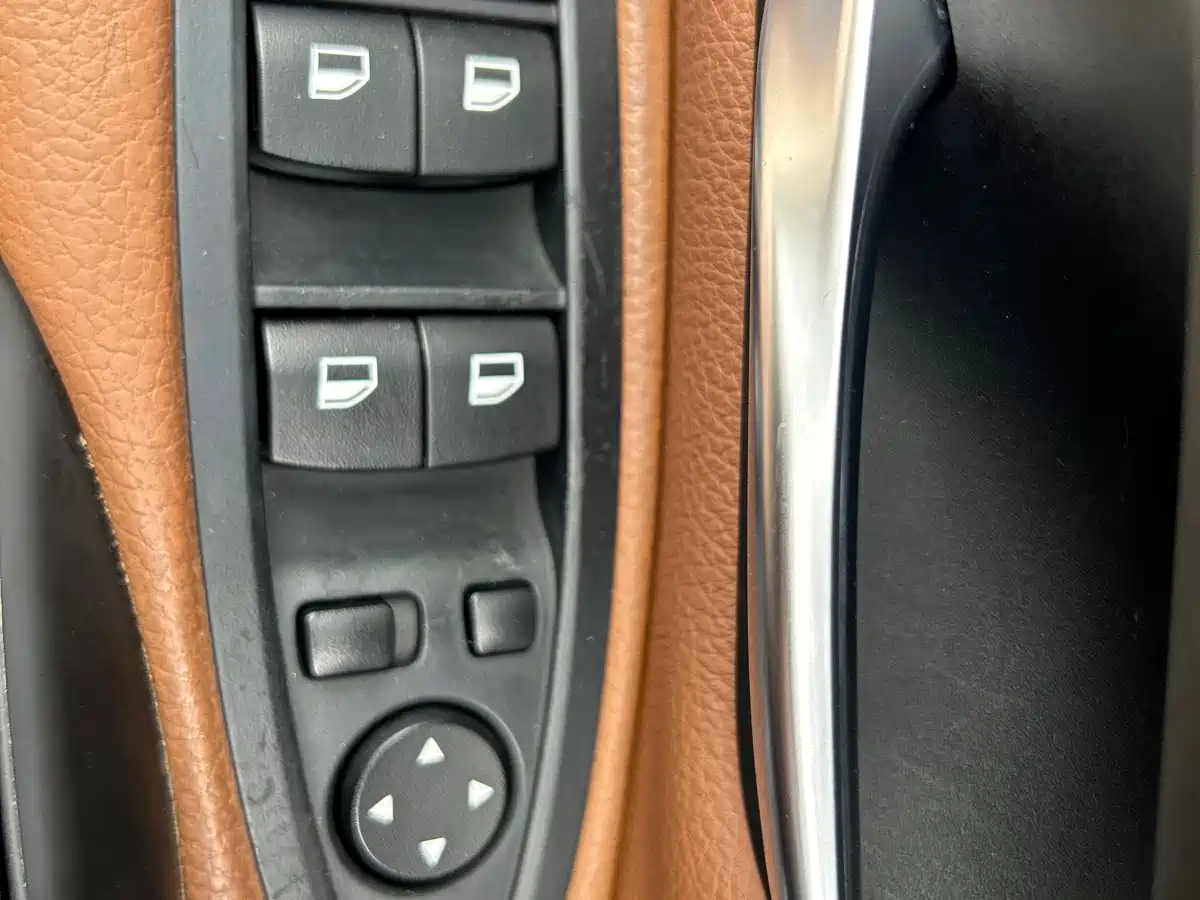 BMW 3 Series 2015 328Li Luxury Design Package фото 28