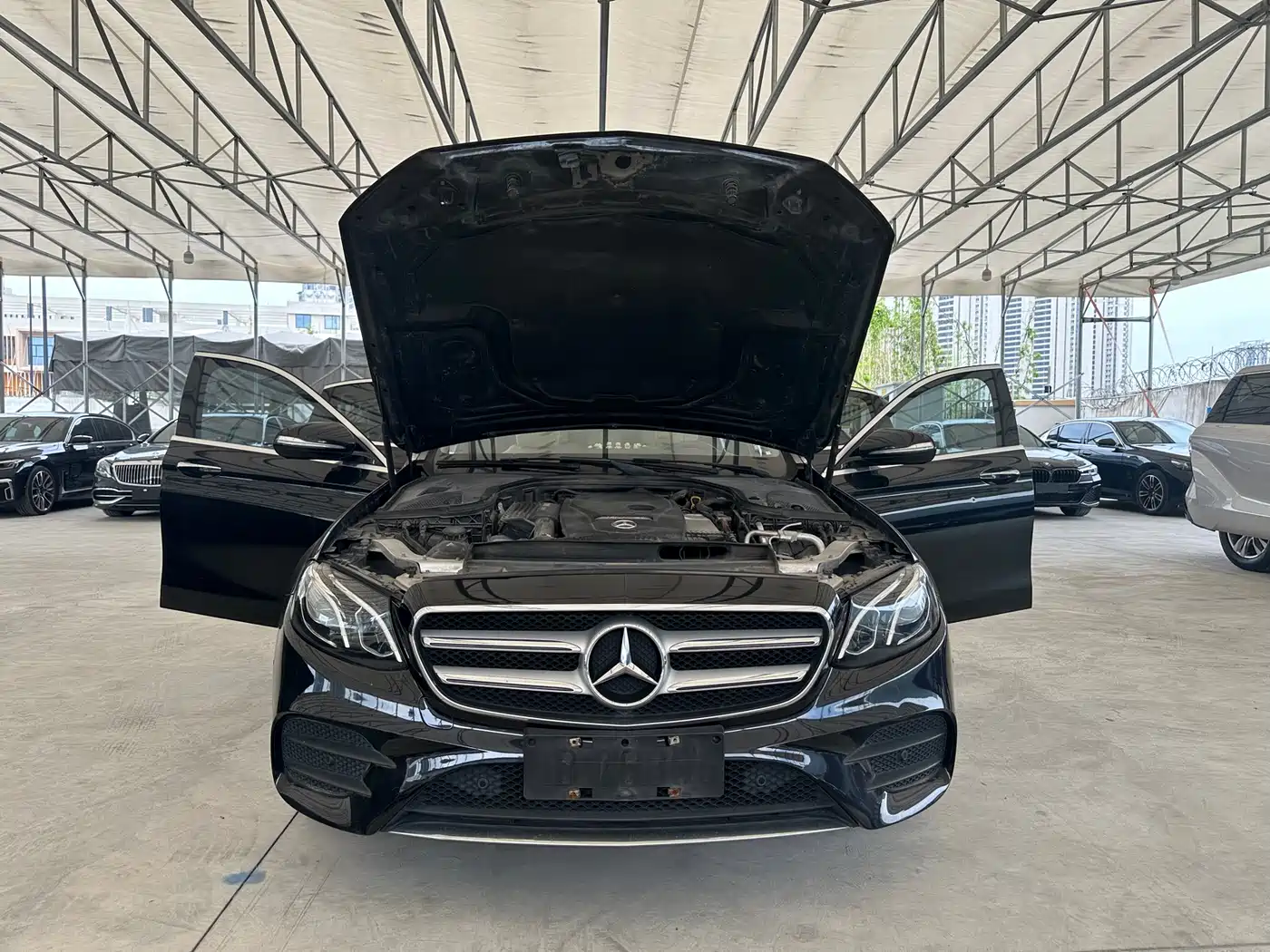 Mercedes-Benz E-Class 2016 E 200 L Sport Type фото 10