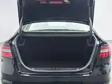Photo 16 - Ford Taurus