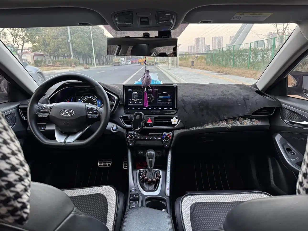 Hyundai Fista 2019 280TGDi Sport Edition China VI фото 11