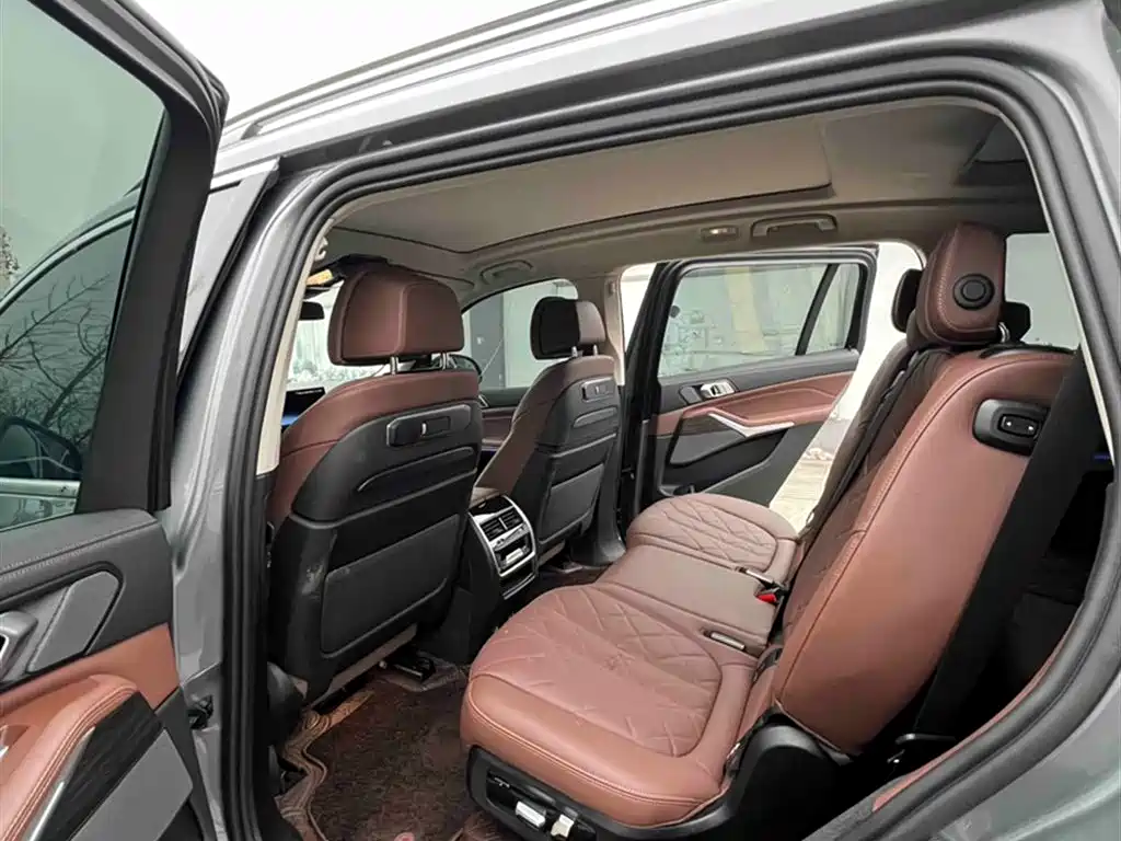 BMW X7 2023 xDrive40i Leading Luxury Package фото 11