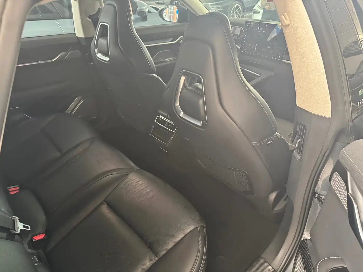 ZEEKR EXTREME KRYPTON 001