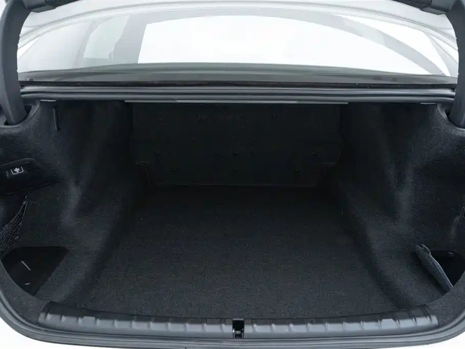 BMW 5 Series 2018 530Li Premium M Sport Package фото 14