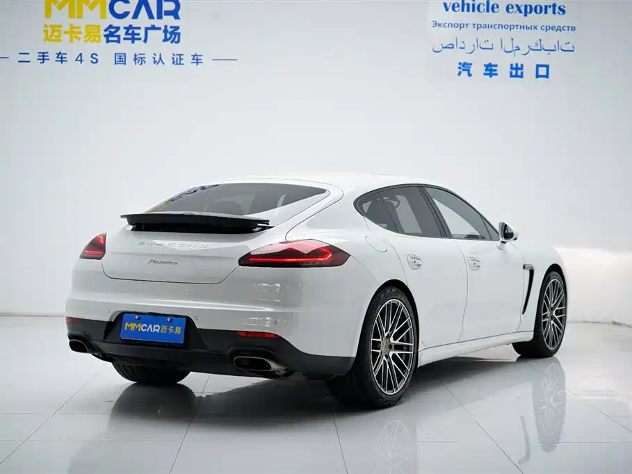 Porsche Panamera 2014 Panamera 3.0T фото 3