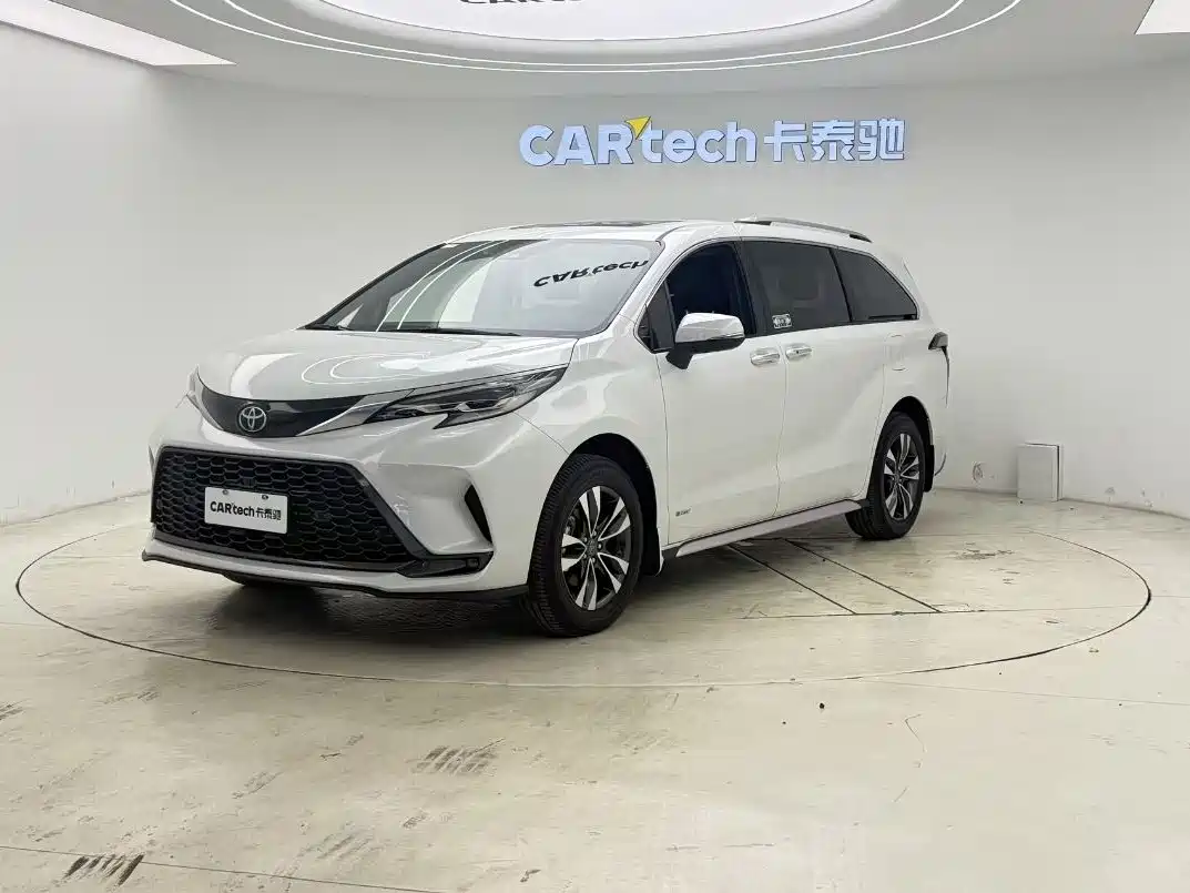  Toyota Granvia 2024 2.5L Hybrid Premium PLUS 4WD Edition