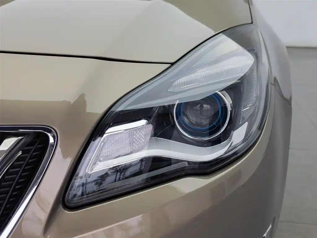 Buick Regal 2015 1.6T Elite Tech Edition фото 7