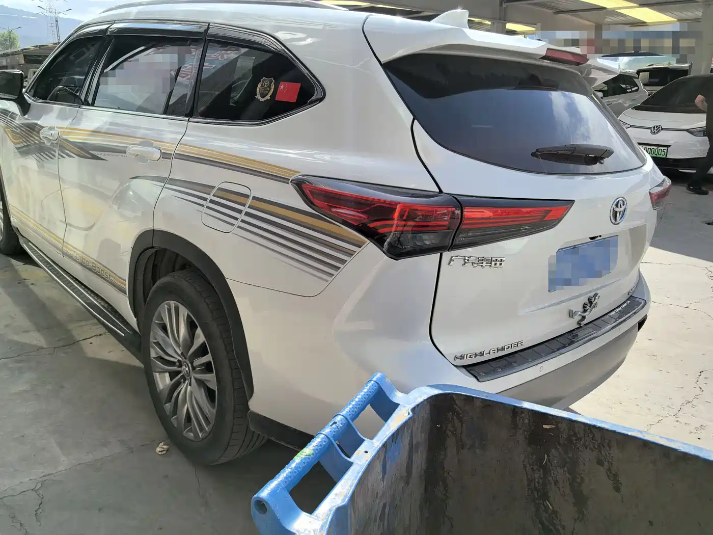 Toyota Highlander 2024 2.5L Smart Hybrid 4WD Premium 7-seater фото 4