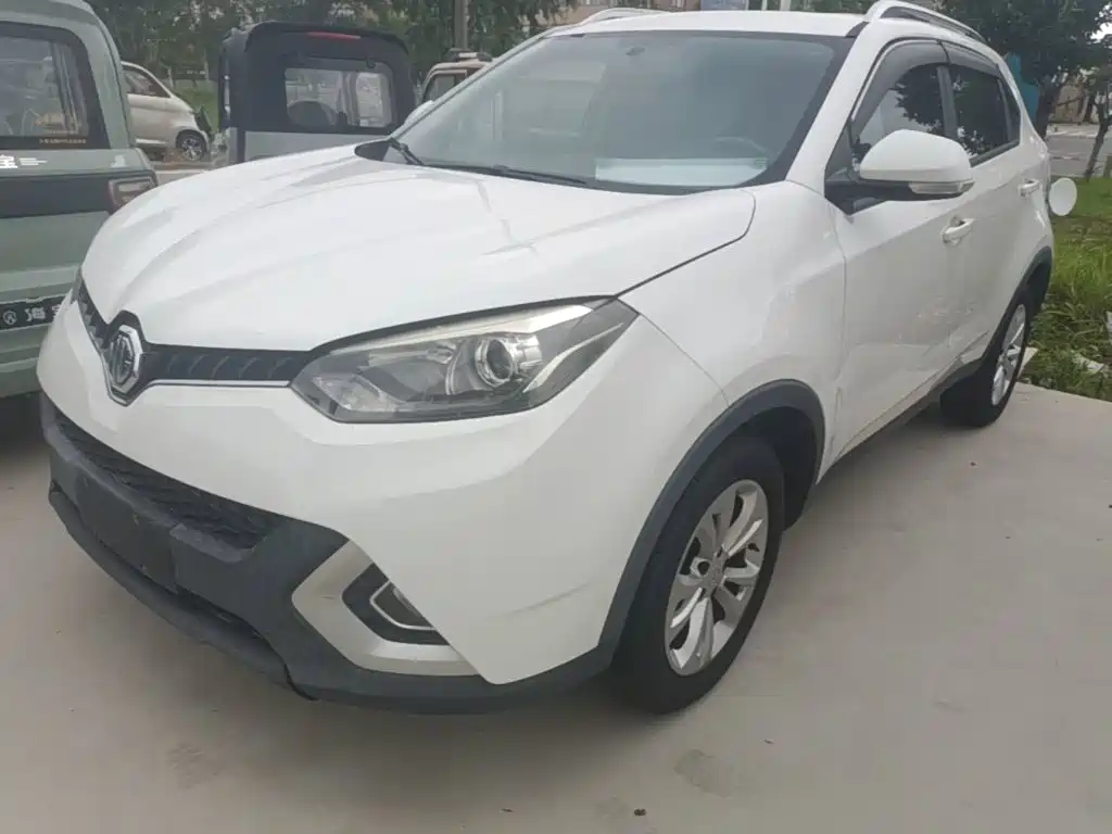 Фото 24 - MG Roewe RX5