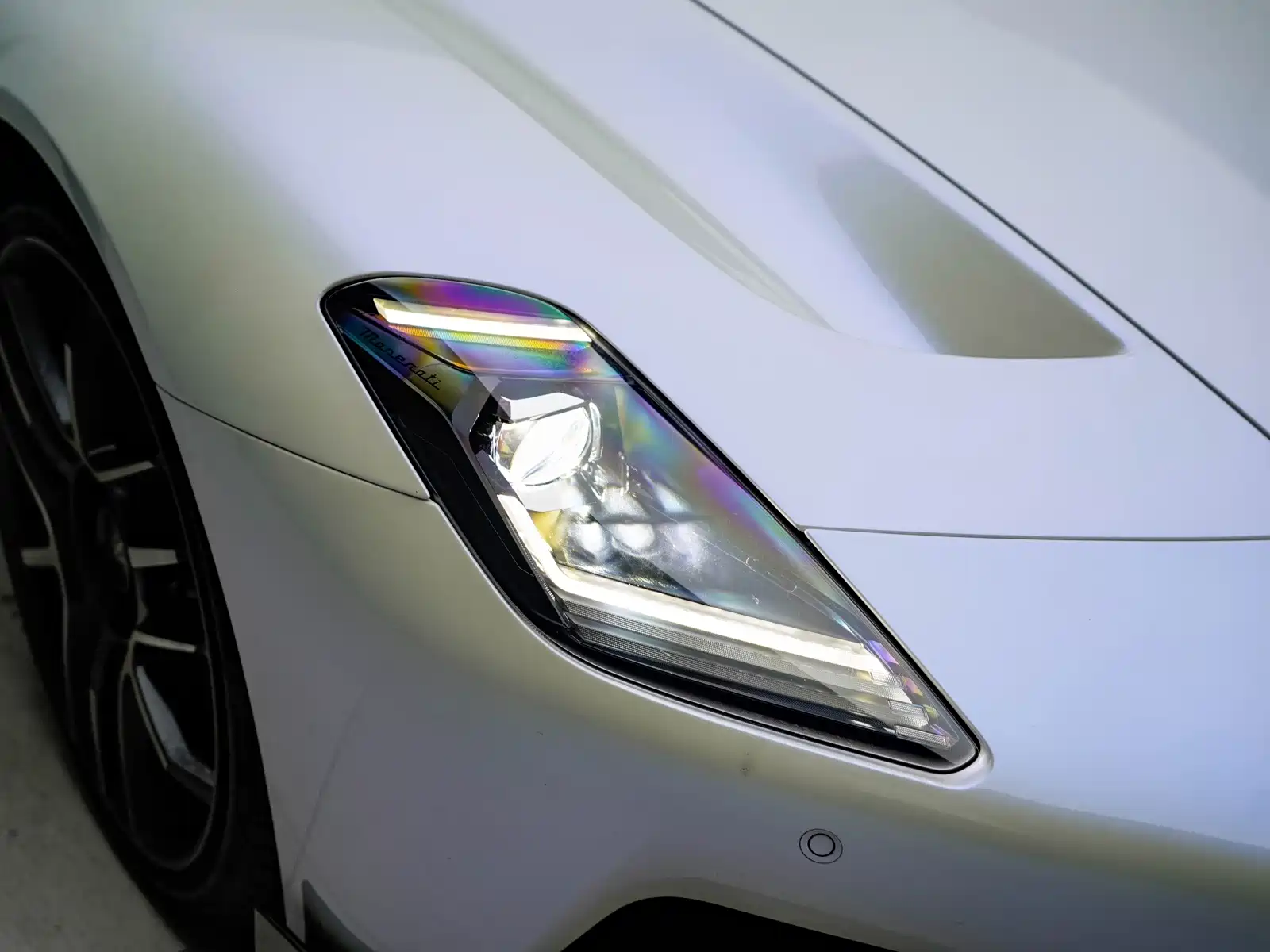 Фото 4 - Maserati MC20