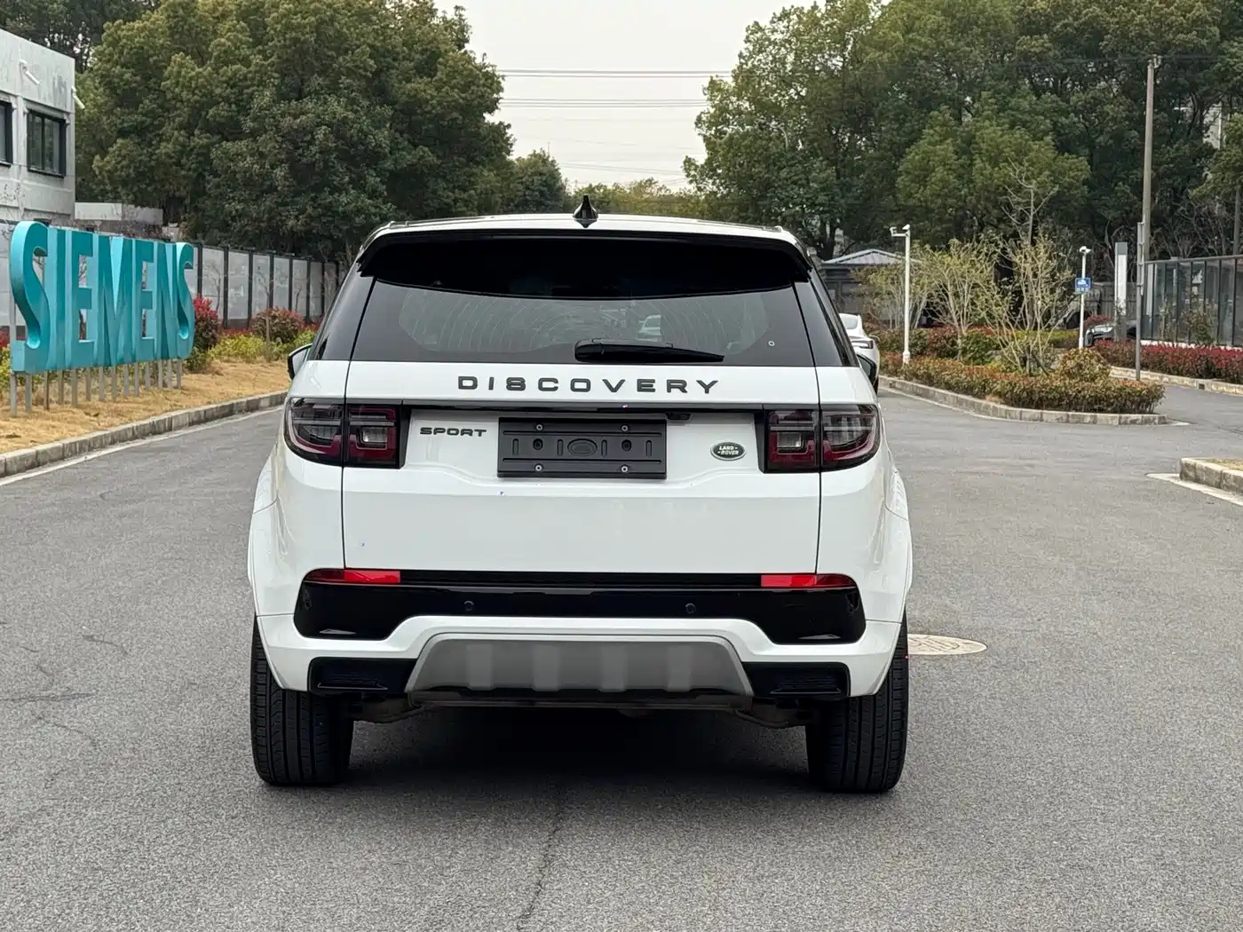 LAND ROVER DISCOVER SPORTS