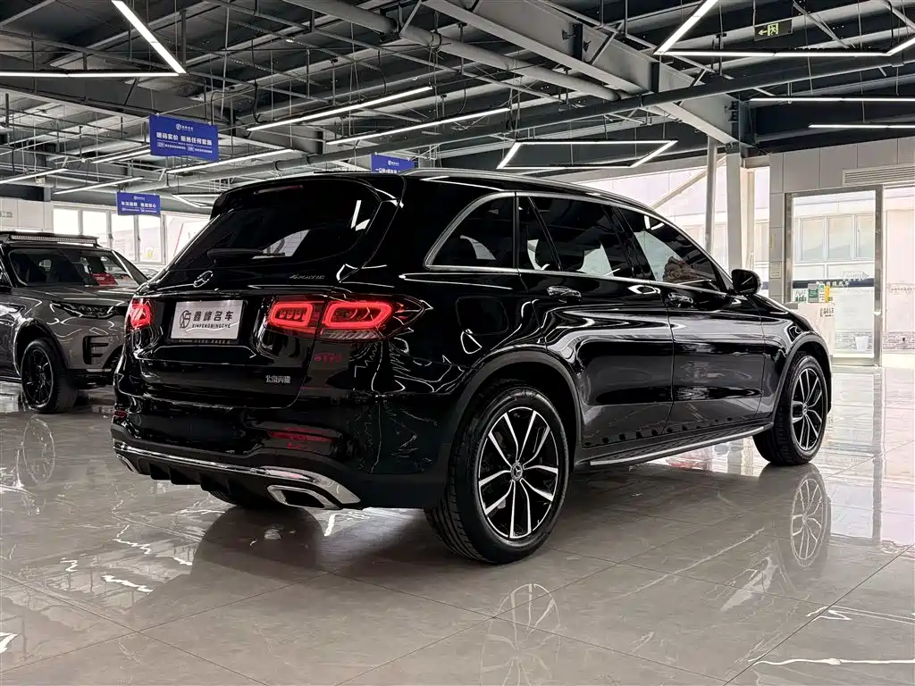 Mercedes-Benz GLC 2022 Facelift II GLC 260 L 4MATIC Luxury фото 26