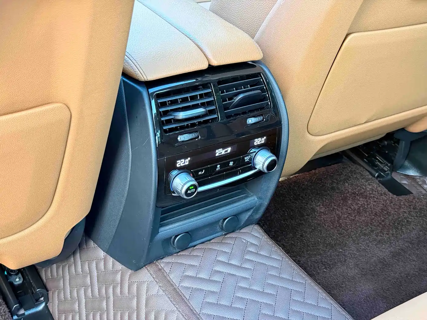 BMW 5 Series 2018 530Li Exclusive Luxury Package фото 29