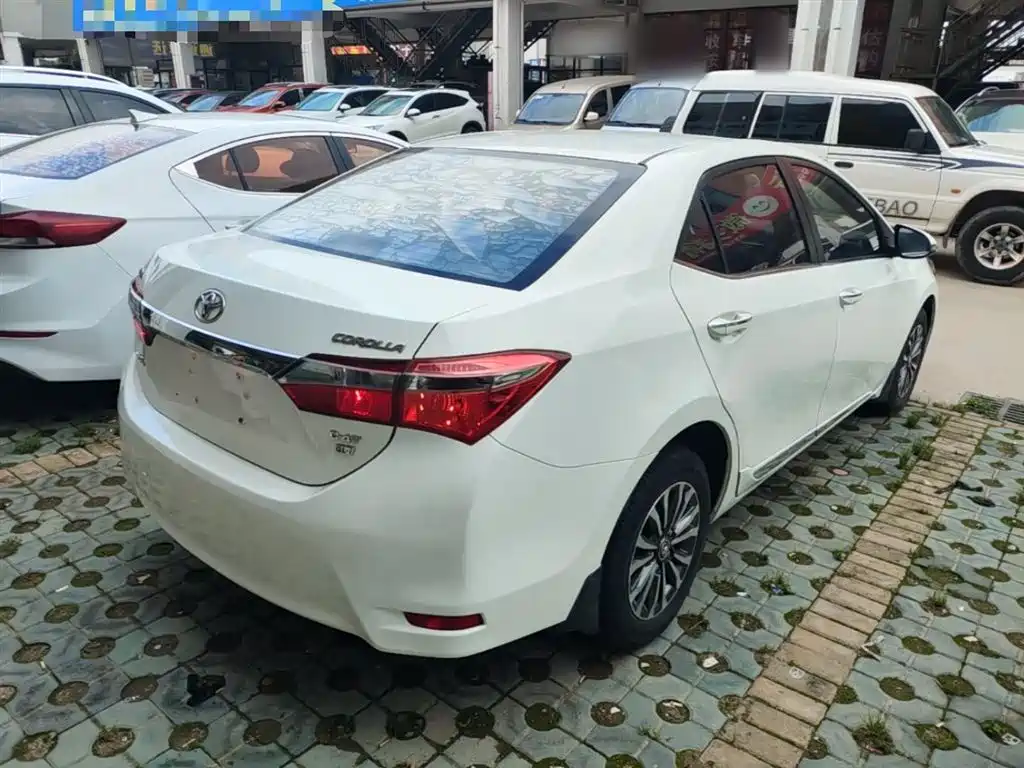 Toyota Corolla 2017 Facelift 1.2T S-CVT GL-i фото 7