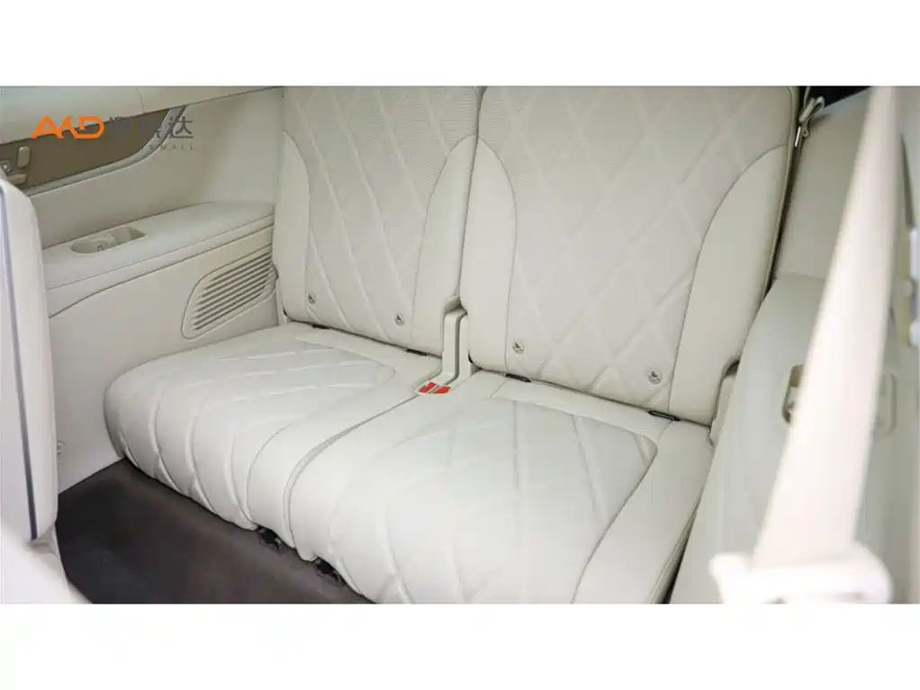 AITO Wenjie AITO M9 2025 Extended Range Ultra 52kWh 6-Seater фото 9