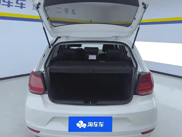 Volkswagen Polo 2018 1.5L Auto Safe Drive — фото 4