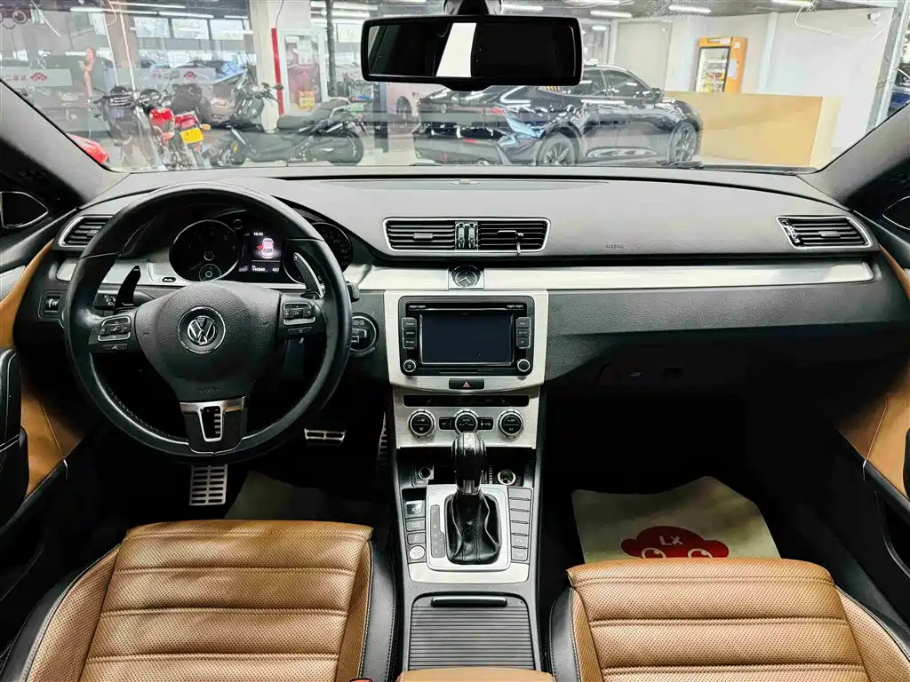 Volkswagen FAW-Volkswagen CC 2015 1.8TSI Luxury фото 21