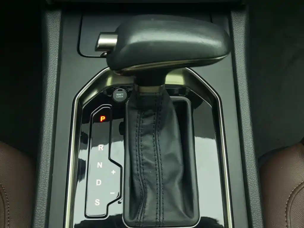 Hongqi H7 2019 2018 2.0T Elite Edition