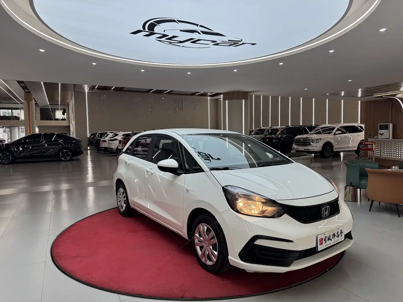 Фото 3 - Honda Fit