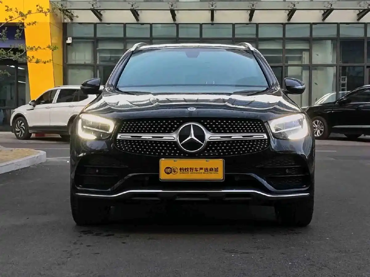 Mercedes-Benz GLC 2022 Facelift GLC 300 L 4MATIC Dynamic Collector's Edition фото 2