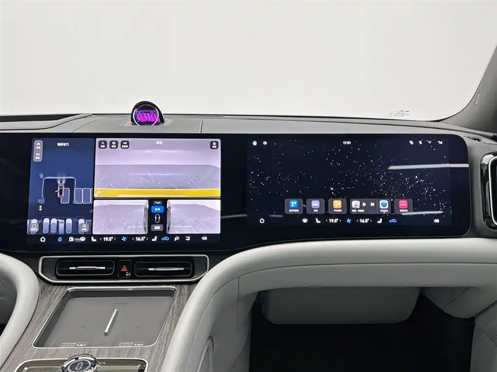 AITO Wenjie AITO M9 2025 Extended Range Ultra 52kWh 6-Seater фото 27