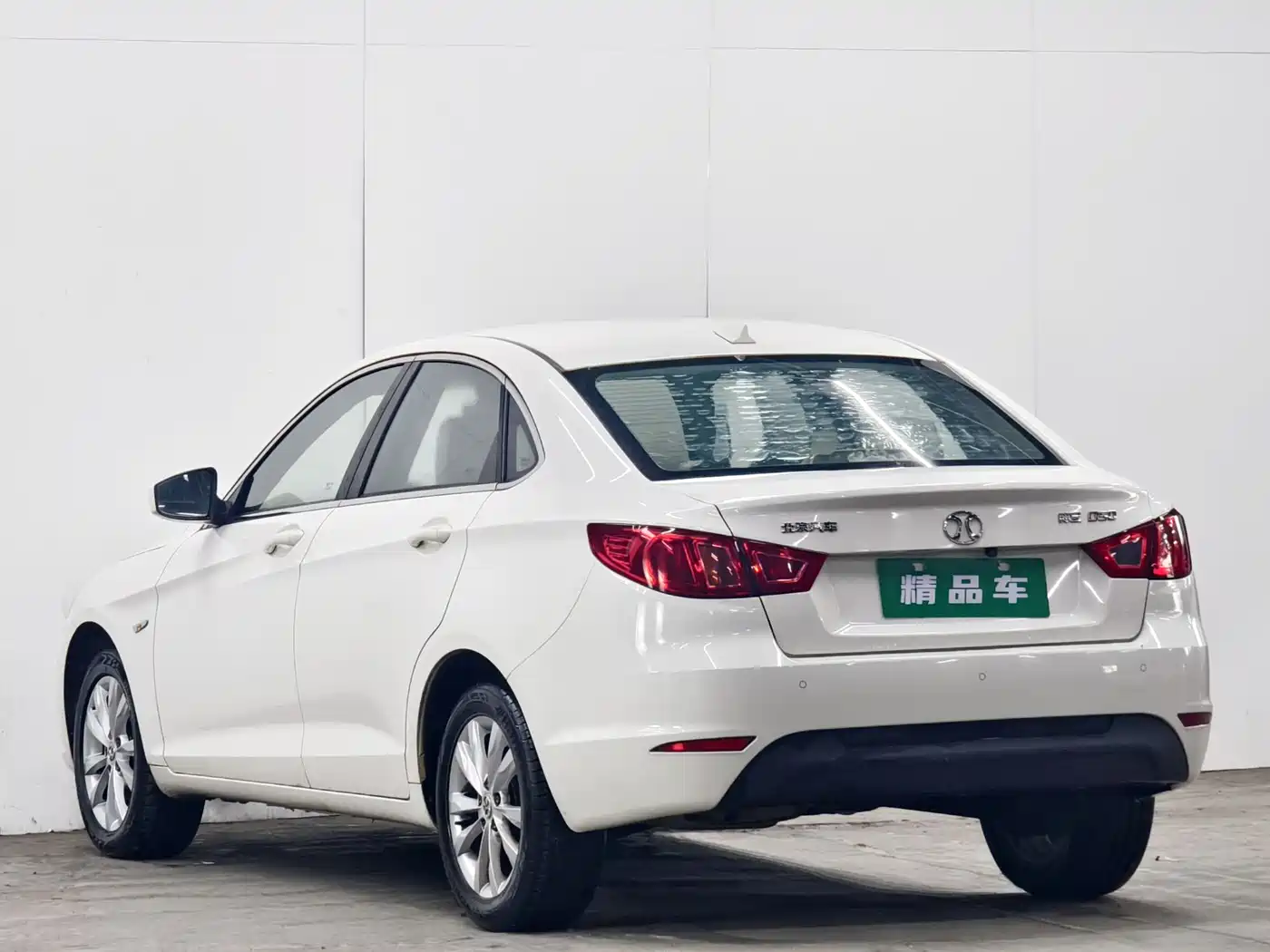 Фото 6 - BAIC Senova D50